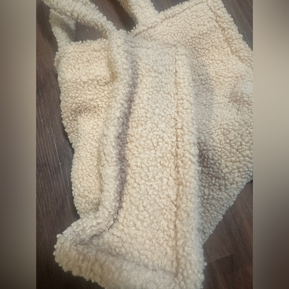 Cozy Cream Sherpa Tote Bag - Picture 3 of 8